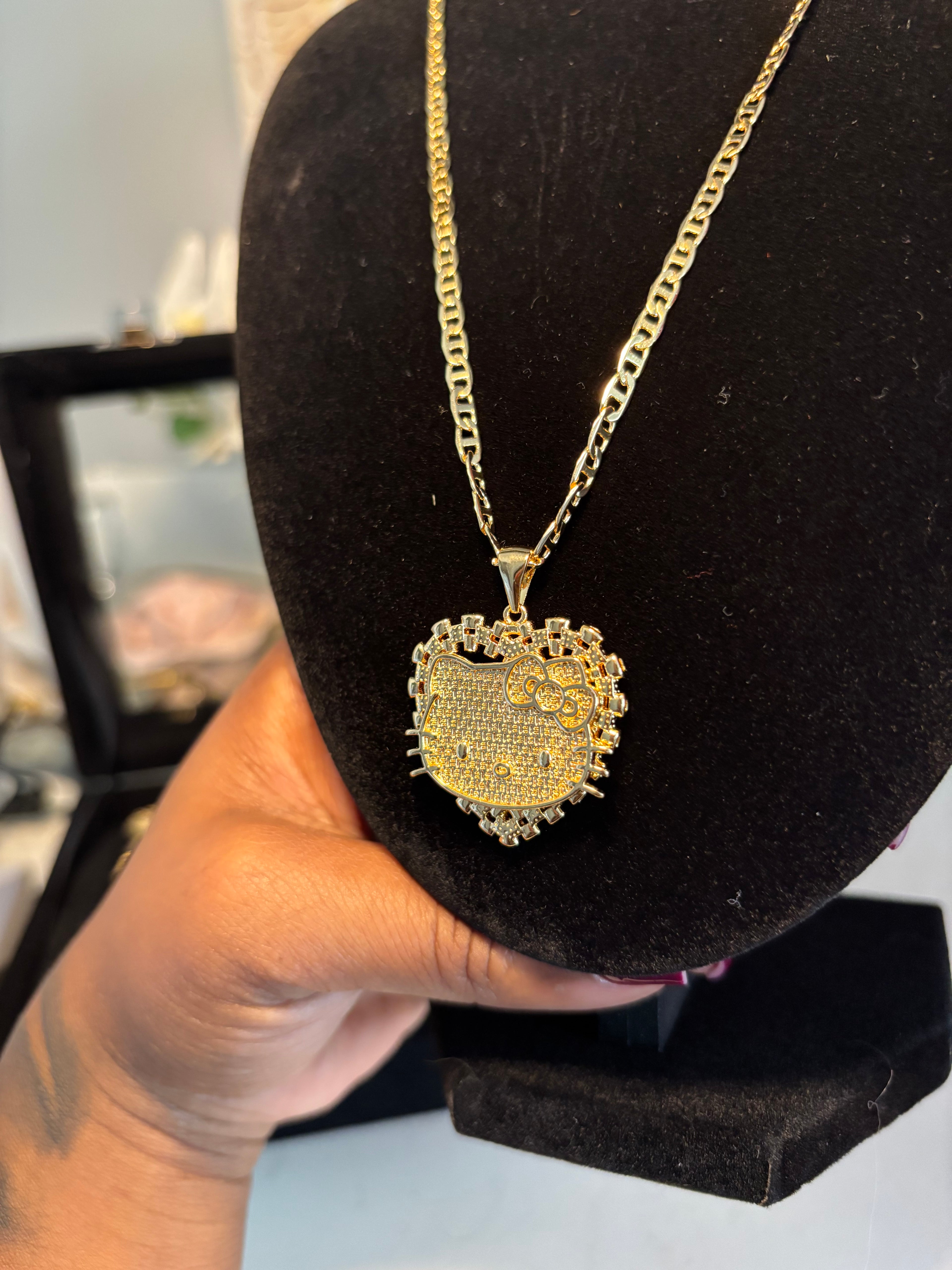 WeLUV HK Rolex Heart Necklace