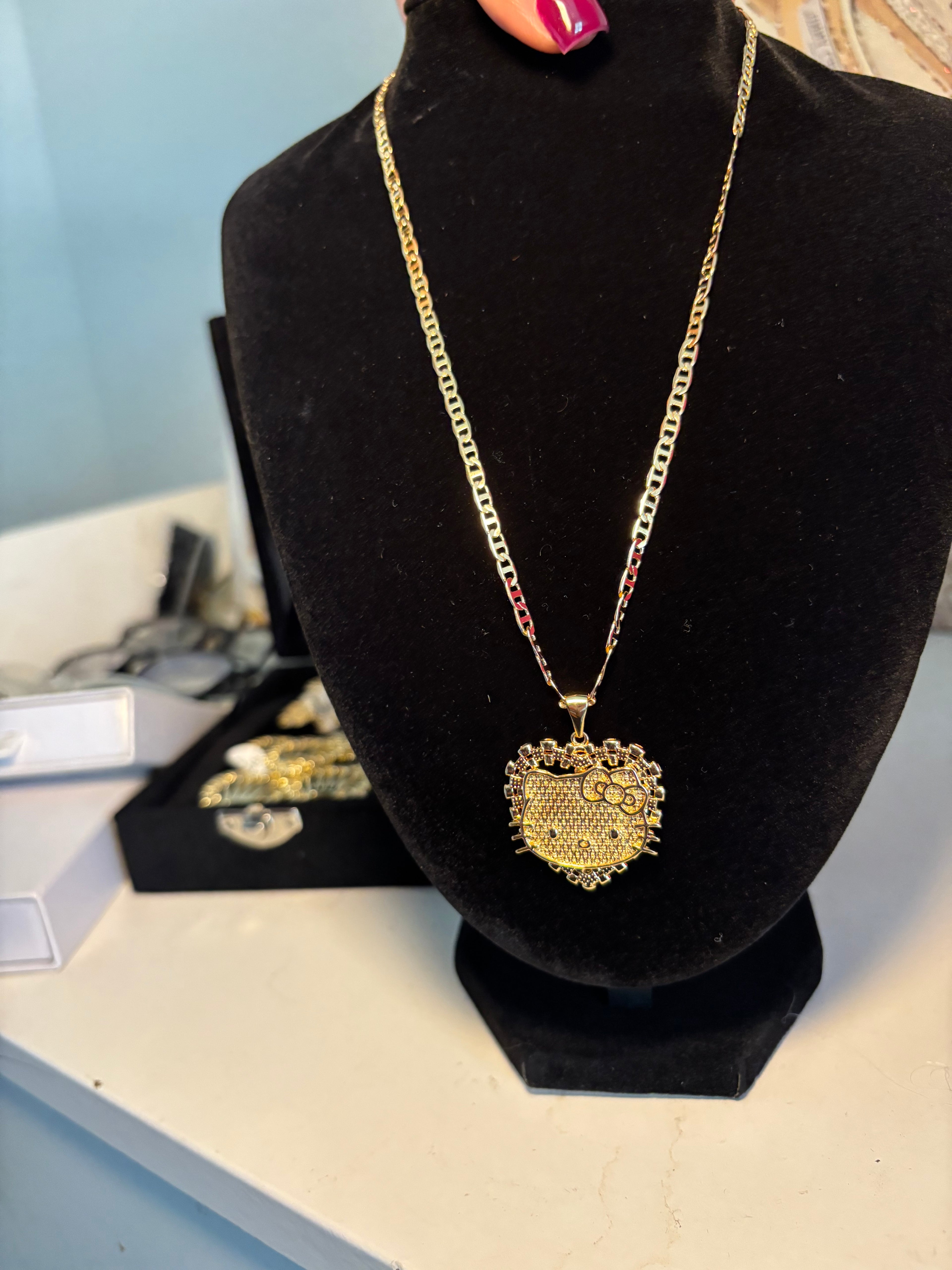 WeLUV HK Rolex Heart Necklace
